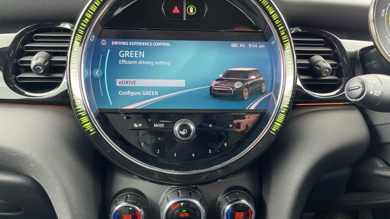 MINI Hatchback 135kW Cooper S Level 2 33kWh 3dr Auto Electric Hatchback